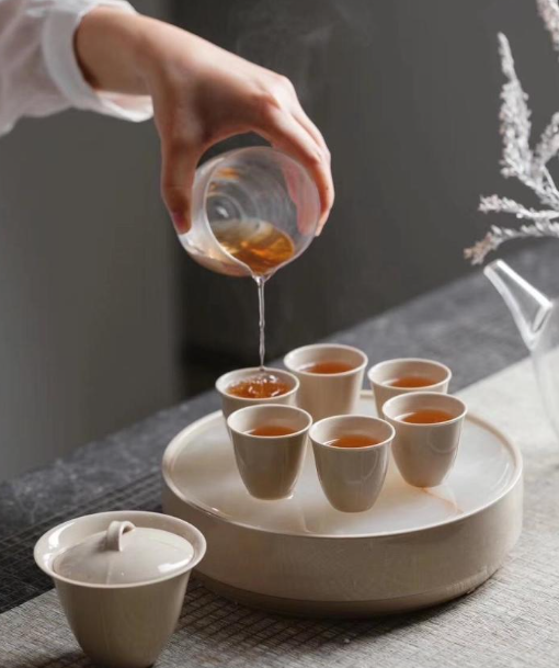 红茶的作用与功效是什么(红茶的健康益处与功用)