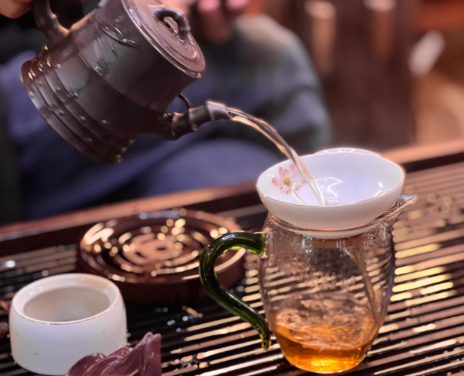 普洱茶的冲泡方法视频(普洱茶的正确冲泡技巧分享)