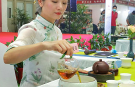 绿茶的保质期一般多久(绿茶的最佳食用期限是多久)